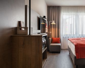 Holiday Inn - the niu, Hide Berlin Friedrichshain by IHG - Berlin - Bedroom