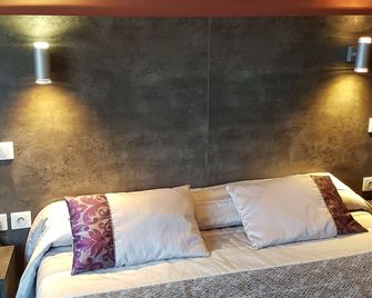 Hôtel Concorde - Rodez Centre Ville - Rodez - Chambre