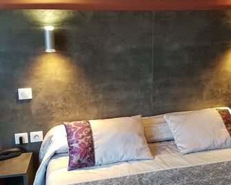 Hôtel Concorde - Rodez Centre Ville - Rodez - Sovrum