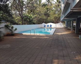Comfortable & Cozy Stay In Candolimbeach Best For Families And Friends couples - Candolim - Pool