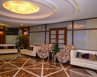 Hilton Suites - Lahore - Lobby