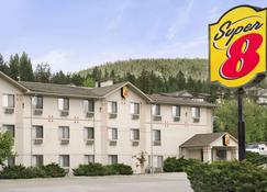 Super 8 by Wyndham Williams Lake BC - Уильямз Лейк - Здание