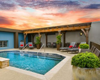 Hilton Dallas/Park Cities - Dallas - Piscina