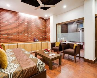 Mount Embassy - Siliguri - Living room