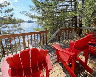 Constellation Cove on Chandos - Apsley - Balcony