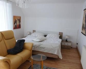 Apartment Frieling, quiet, cozy and pet friendly - Langenargen - Schlafzimmer