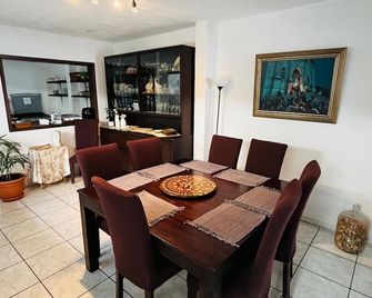 Casa Ela Candelaria - Antigua Guatemala - Sala pranzo