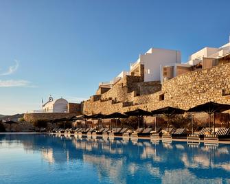 Myconian Villa Collection - Preferred Hotels & Resorts - Elia - Pool