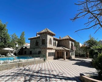Casa Rural La Moraleja - Villanueva del Arzobispo - Piscina
