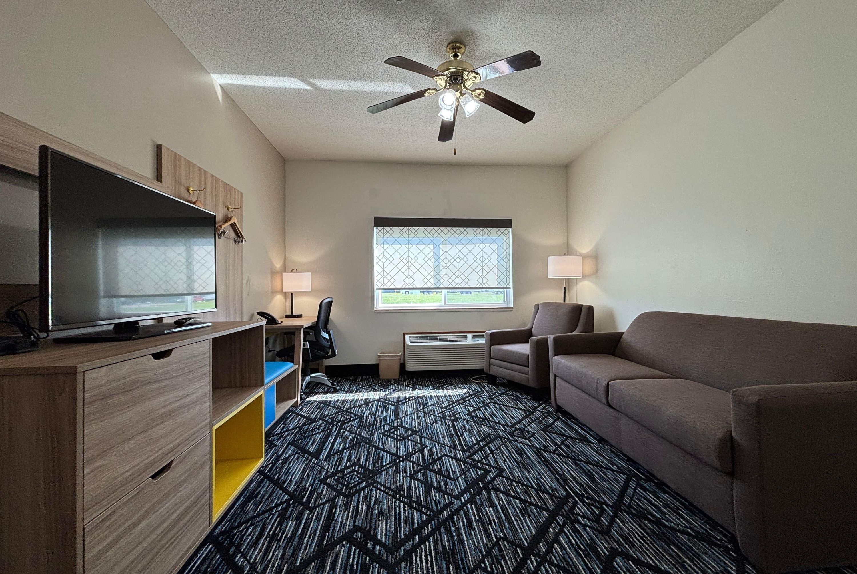 Baymont by Wyndham Decatur IL North - Decatur - Ložnice