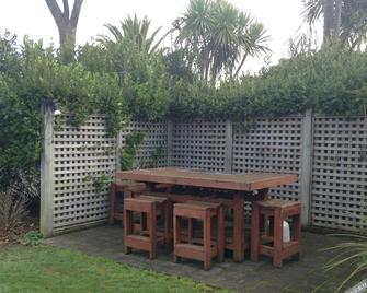 The Highwayman Motel - Masterton - Terasa