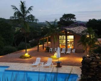 Cafezal em Flor Turismo e Cafés Especiais - Monte Alegre do Sul - Piscina