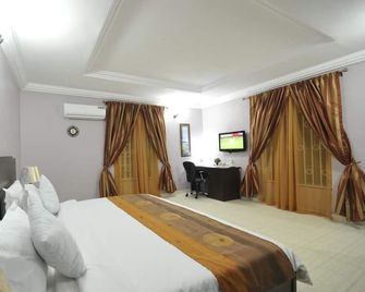 Princeville Hotels - Calabar - Habitación
