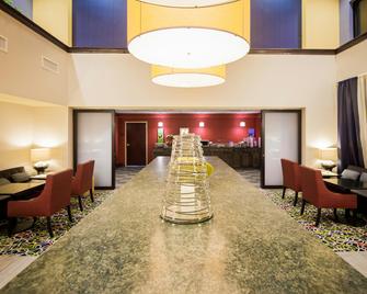 Hampton Inn & Suites Natchez - Natchez - Σαλόνι ξενοδοχείου