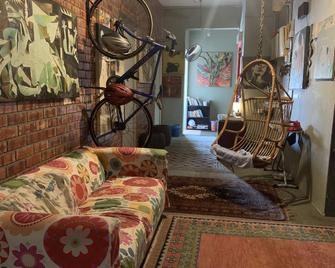 Le Village Malacca Guest House - Malaca - Sala de estar
