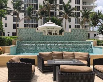 1br 1bth At The Palm Beach Singer Island Resort Hotel! Direct Ocean View! - Riviera Beach - Patio
