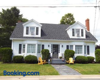 Abide Within Bed & Breakfast - Truro - Gebouw