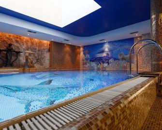 Boutique Spa Hotel Aqua Marina - Karlovy Vary - Uima-allas