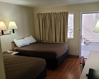 Motel 9 Las Cruces - לאס קרוסס - חדר שינה