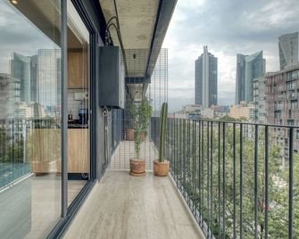 Myla Chapultepec - Mexico City - Balcony