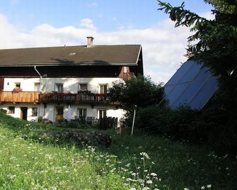 Cozy Angererhof: Near Drei Zinnen - Dolomites Apartment (4p) - Alpine - Kartitsch - Gebäude