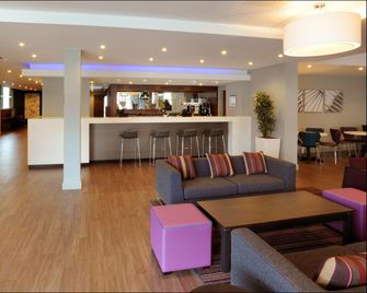 Holiday Inn Express Birmingham - Snow Hill By IHG - Birmingham - Bar