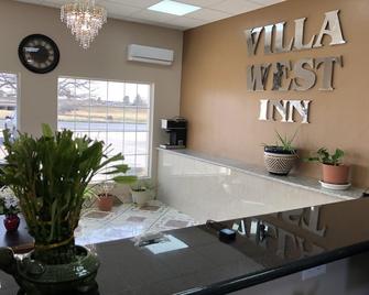 Villa West Inn - Odessa - Front desk