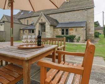 Gardeners Cottage - Chipping Norton - Patio