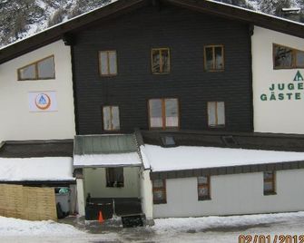 Jugend- und Familiengästehaus Heiligenblut - הייליגנבלוט - בניין