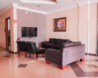 Canadá Hotel - Rio Verde - Лоббі