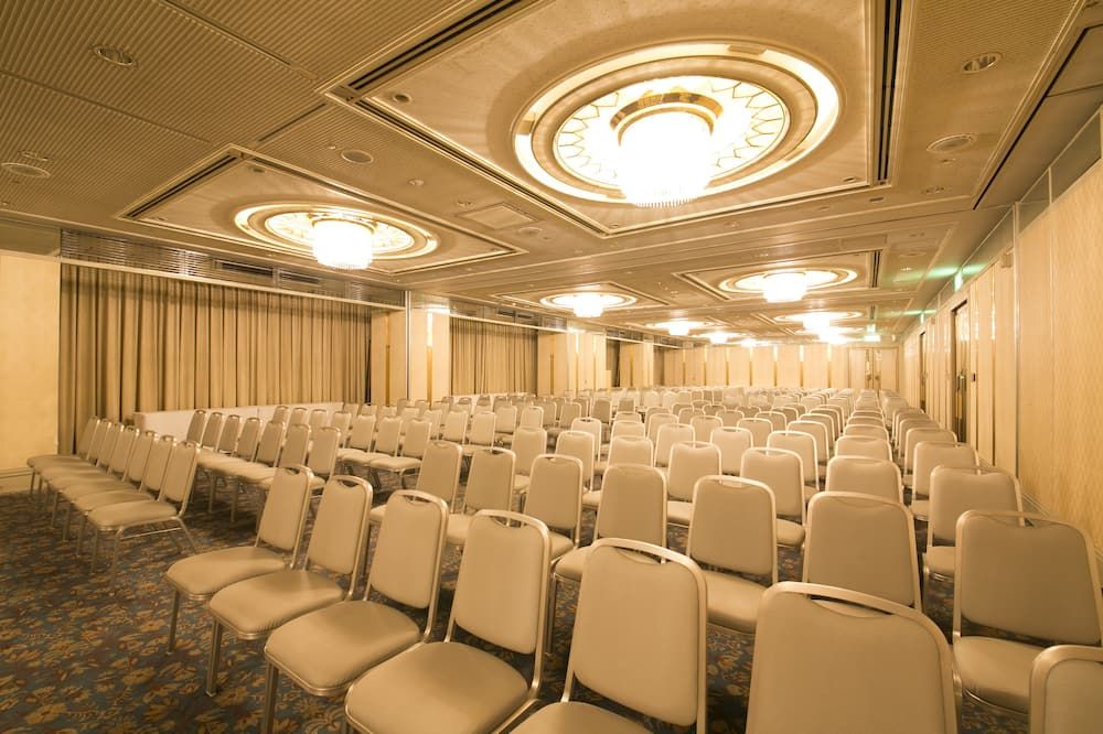 Shin Osaka Washington Hotel Plaza - Osaka - Salle de réunion