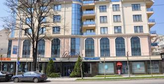Legends Hotel - Sofia - Building