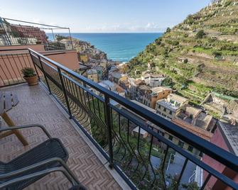 Apartment Gym Suite by Arbaspàa, with sea view balcony in Manarola - Manarola - Balcony