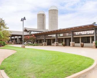 Super 8 by Wyndham Morrilton - Morrilton - Gebäude