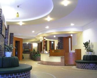 Kompleks Hotelowy Logos - Augustów - Front desk
