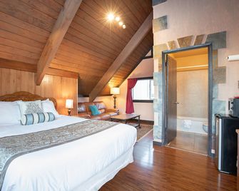 Wanderlust Inn - Ocean Shores - Camera da letto