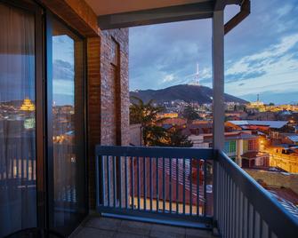 Tbilisee Hotel - 第比利斯 - 陽台