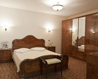 Hotel Bliss - Bucarest - Camera da letto