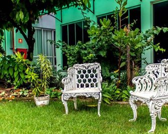 Delcas Hotel - Cuiabá - Patio