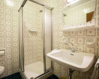 Hotel Santa Chiara - Sant'Angelo in Vado - Bathroom