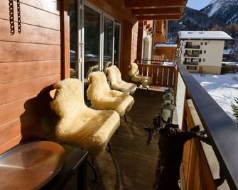Haus Haro by Zermatt Premium Apartments - Zermatt - Balcony