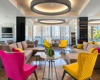 Semiramis City Hotel - Rodas - Lobby