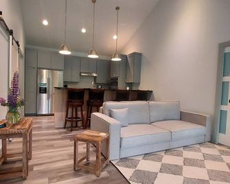 Balsam House in Washburn, Wisconsin - Washburn - Living room