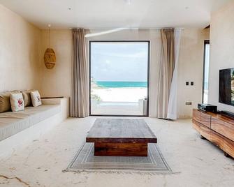 Stunning villa in beautiful and secluded beach - Isla Blanca - Wohnzimmer