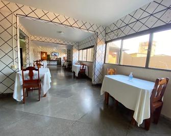 Imperio Hotel - Cachoeira Alta - Restaurante