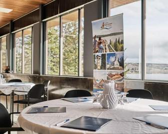 Ermitage Saint-Antoine - Lac-Bouchette - Restaurante