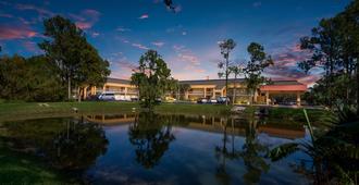 SureStay Hotel by Best Western St Pete Clearwater Airport - Clearwater - Edificio