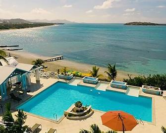 Bungalows On The Bay - Christiansted - Pool