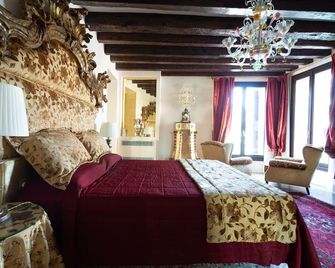 Granda Sweet Suites - Venecia - Habitación