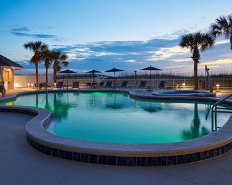 Courtyard by Marriott Jacksonville Beach Oceanfront - Jacksonville Beach - Pool